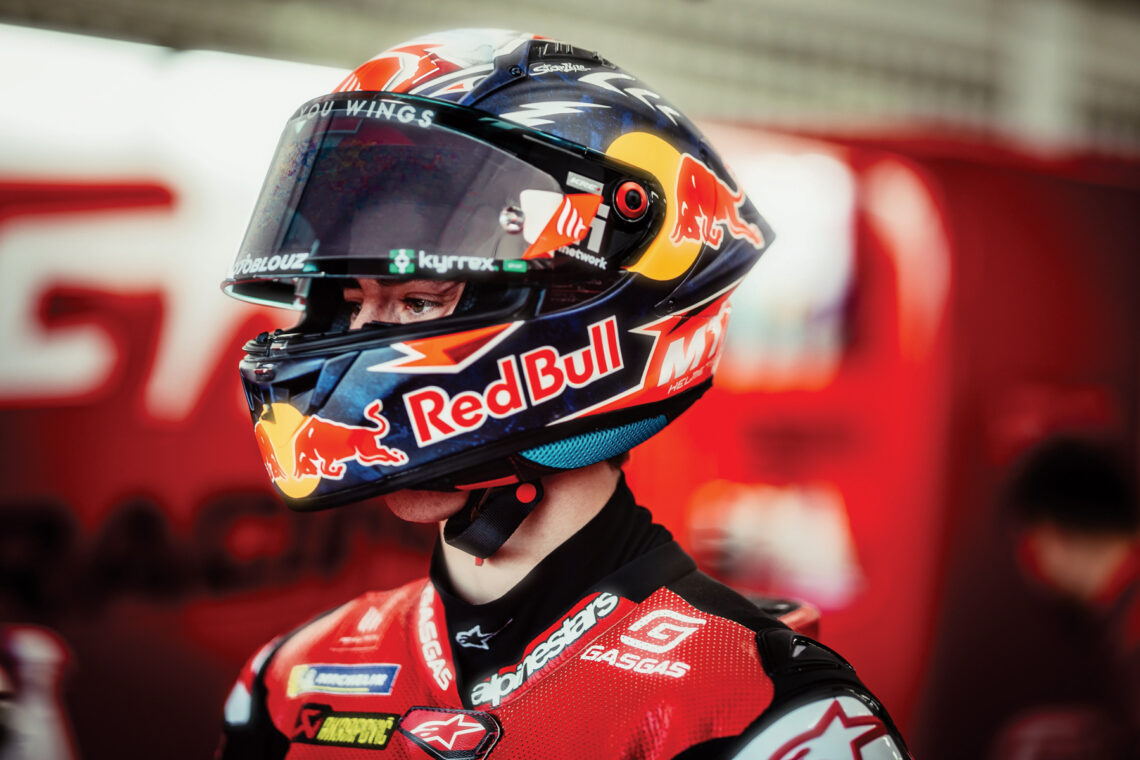 La emotiva despedida de Pedro Acosta y MT Helmets: «Salvaron mi carrera deportiva» 5 Pedro Acosta test Valencia MotoGP GasGas (7)