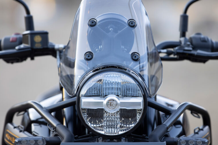 Royal-Enfield-Himalayan-2024-detalles-16