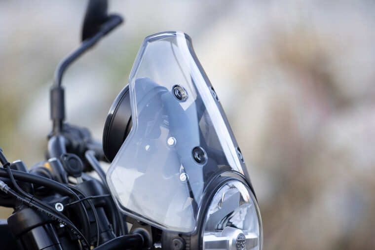 Royal-Enfield-Himalayan-2024-detalles-17