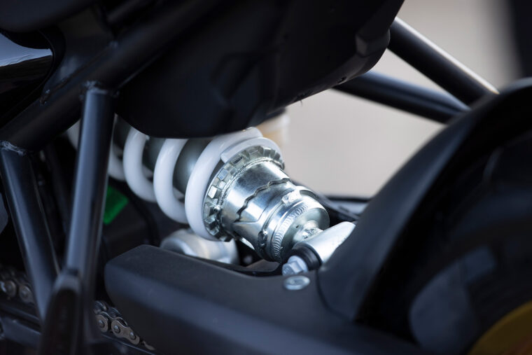 Royal-Enfield-Himalayan-2024-detalles-18