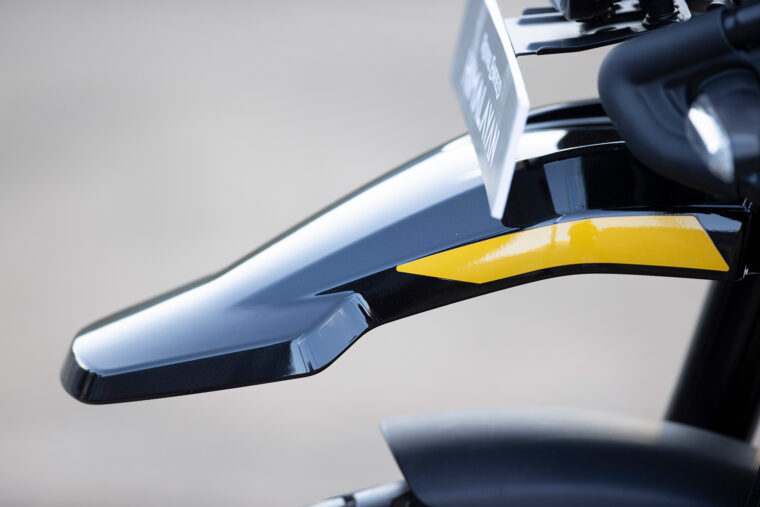 Royal-Enfield-Himalayan-2024-detalles-21