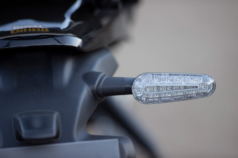 Royal-Enfield-Himalayan-2024-detalles-26