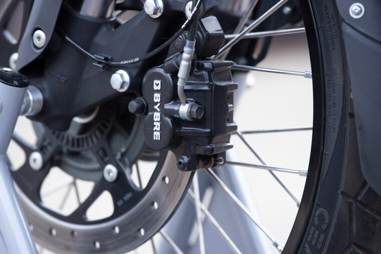 Royal-Enfield-Himalayan-2024-detalles-37