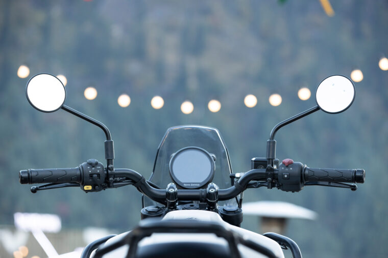 Royal-Enfield-Himalayan-2024-detalles-42