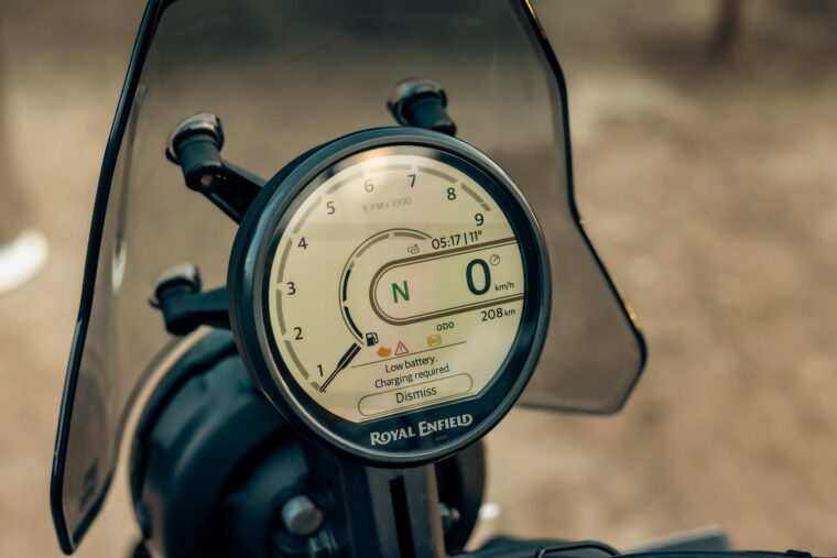 Royal-Enfield-Himalayan-2024-detalles-6