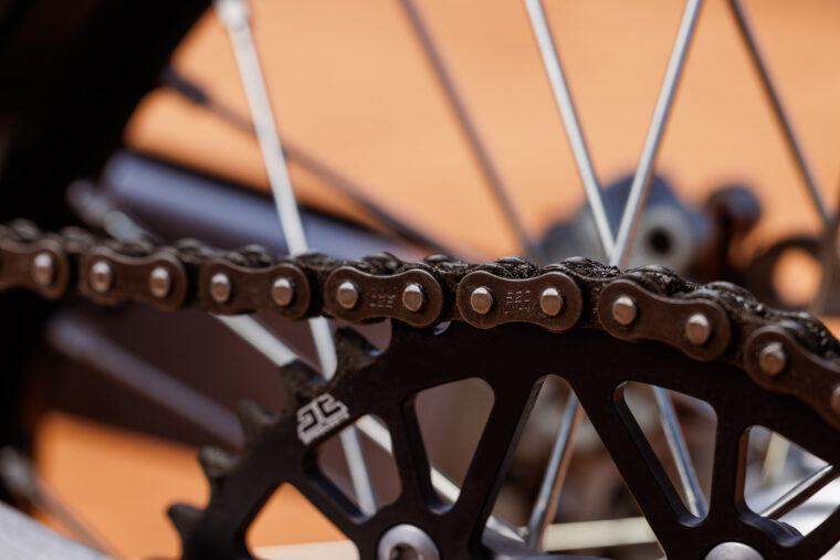 Triumph-TF-250-X-2024- - 30