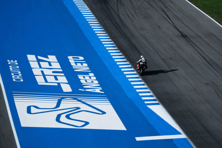 Yamaha-Racing-Test-Jerez-Superbike (2)
