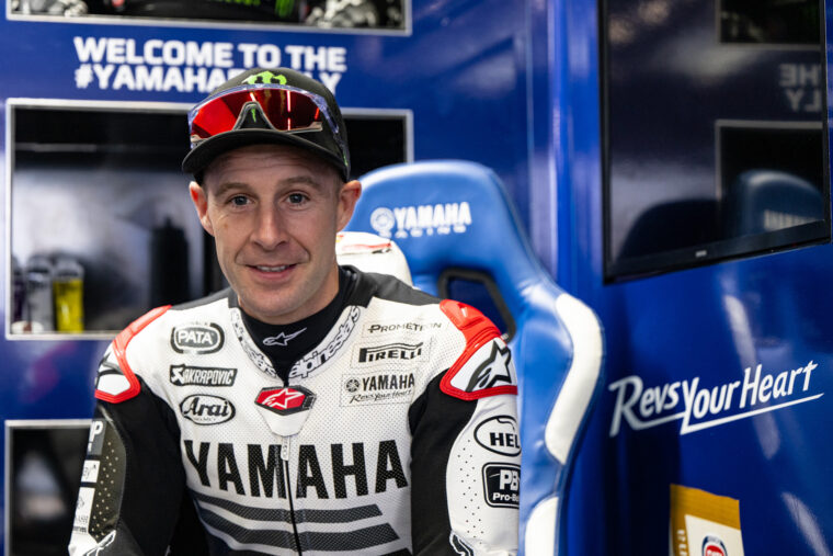 Yamaha-Racing-Test-Jerez-Superbike (6)
