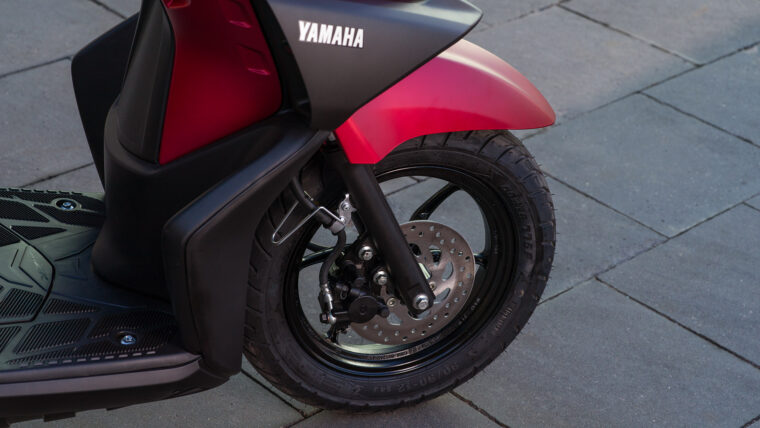 Yamaha-RayZR-2024-25