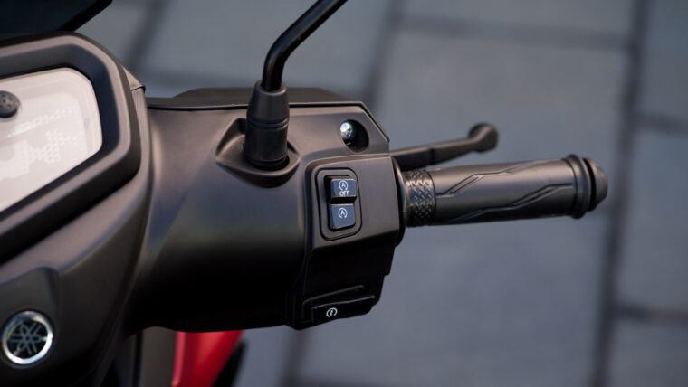 Yamaha-RayZR-2024-40