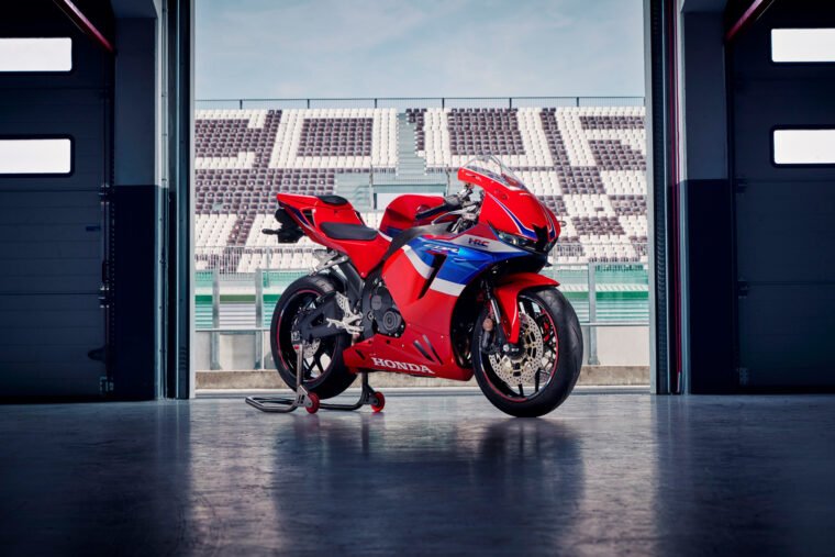 Honda CBR600RR 2024 ¿tendrá un precio rompedor? 7 honda cbr600rr 2024 (70)