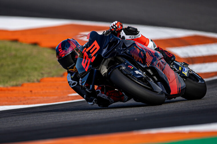 marc-marquez-ducati-test-motogp-valencia (2)