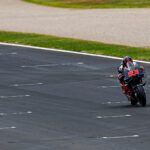 Marc Márquez recupera la sonrisa: cuarto en su estreno con Ducati 2 Resumen y resultados test Valencia MotoGP: tiempos, fotos y clasificación