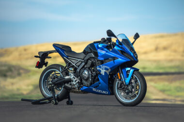 suzuki gsx 8r 2024 33