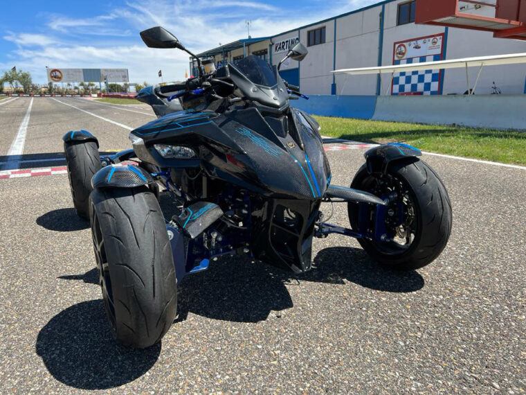 Oxymoron: La última propuesta de DragonTT, una 'moto' de cuatro ruedas 4 DragonTT Oxymoron 1