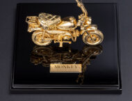 Una Honda Monkey a escala 1/12 más cara que la moto real 16 Honda Monkey Oro Plata11