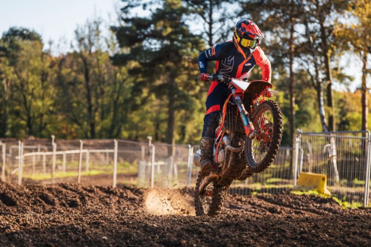 KTM-450-SX-F-Factory-Edition-2024-48