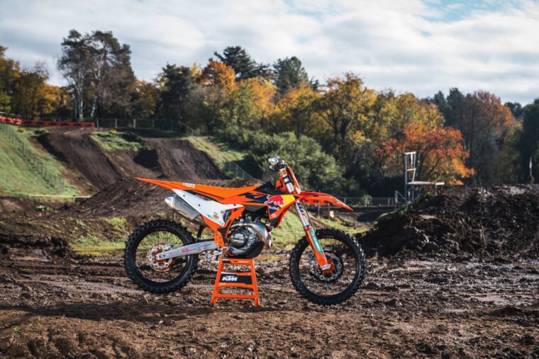 KTM 450 SX-F Factory Edition 2024 1 KTM 450 SX F Factory Edition 2024 84
