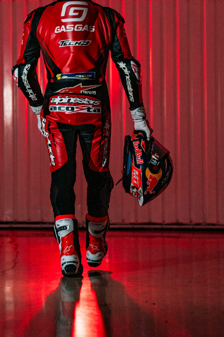 MT-Helmets-Pedro-Acosta-MotoGP-Test-Valencia (15)