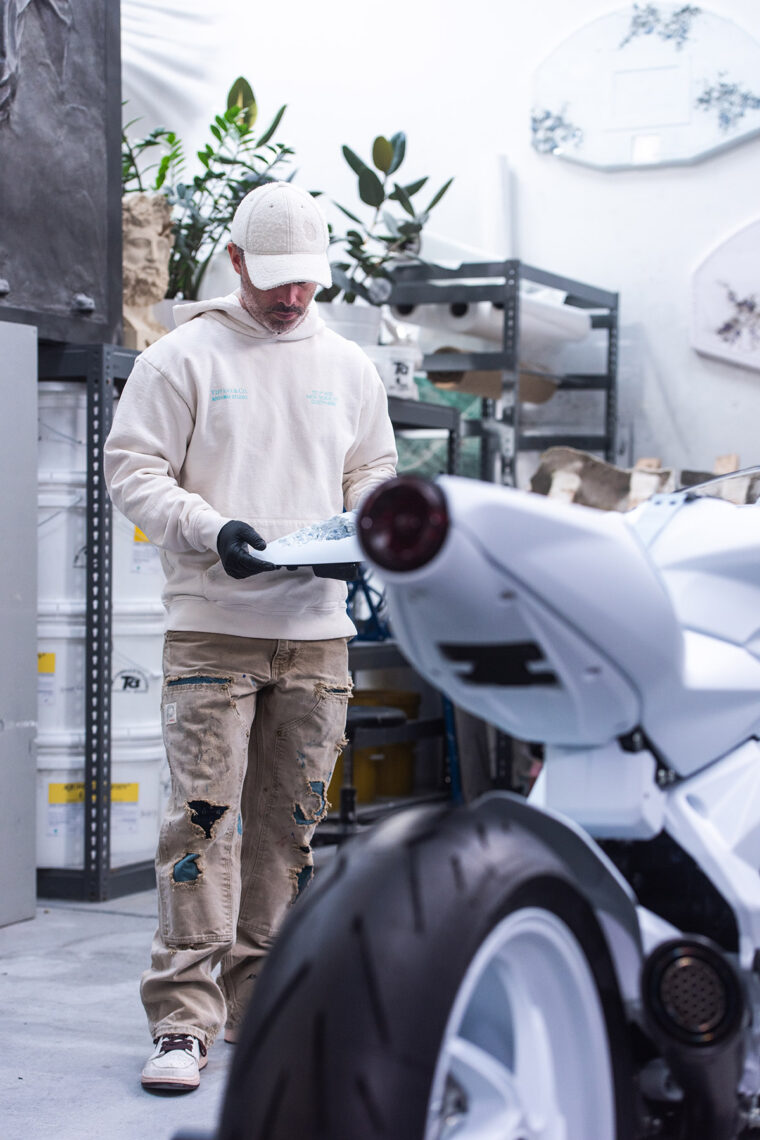 MV-Agusta-Superveloce-Arsham-2024- - 14