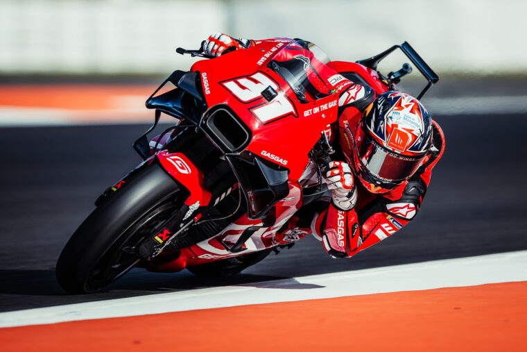 Pedro-Acosta-MT-Helmets-Mundial (4)