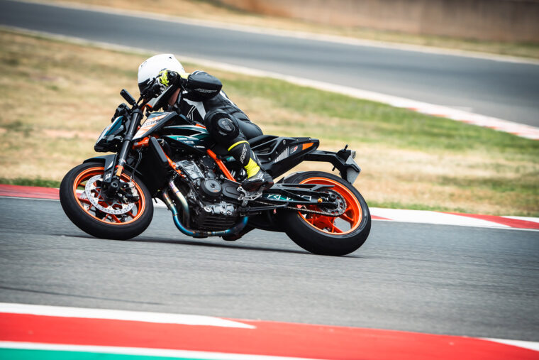 bridgestone-battlax-hypersport-s23-kyalami-2024 - 11