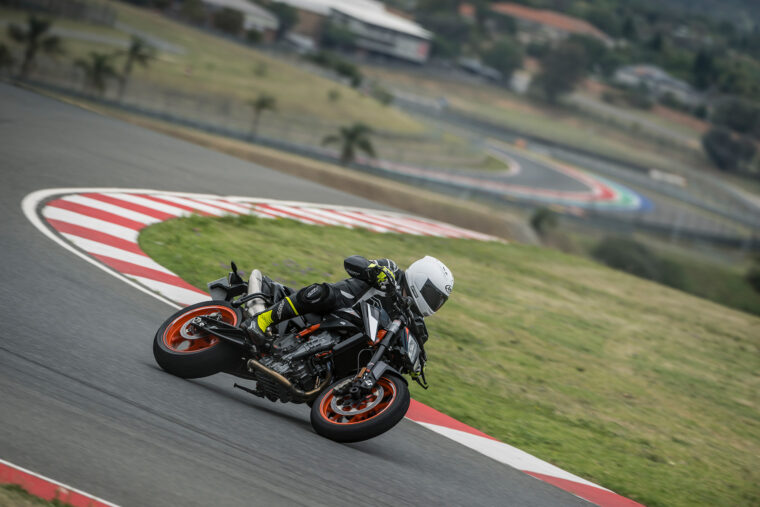 bridgestone-battlax-hypersport-s23-kyalami-2024 - 12