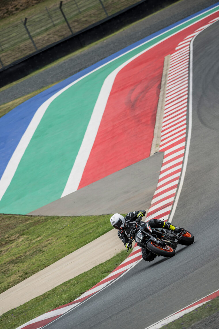 bridgestone-battlax-hypersport-s23-kyalami-2024 - 18