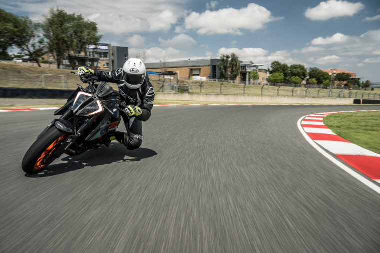 bridgestone-battlax-hypersport-s23-kyalami-2024 - 21