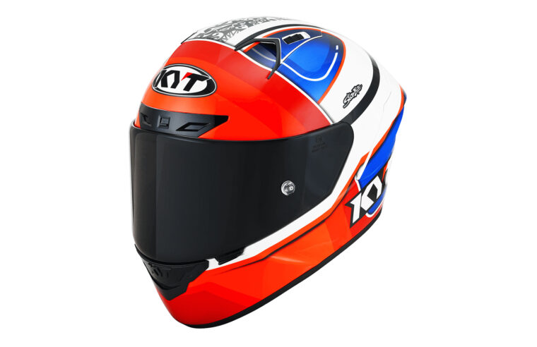 casco-KYT-NZ-Race (19)