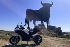 ZERO DSR/X, la primera moto eléctrica en visitar los Toros Osborne de la península 19 viaje mamuts zero dsrx (4)