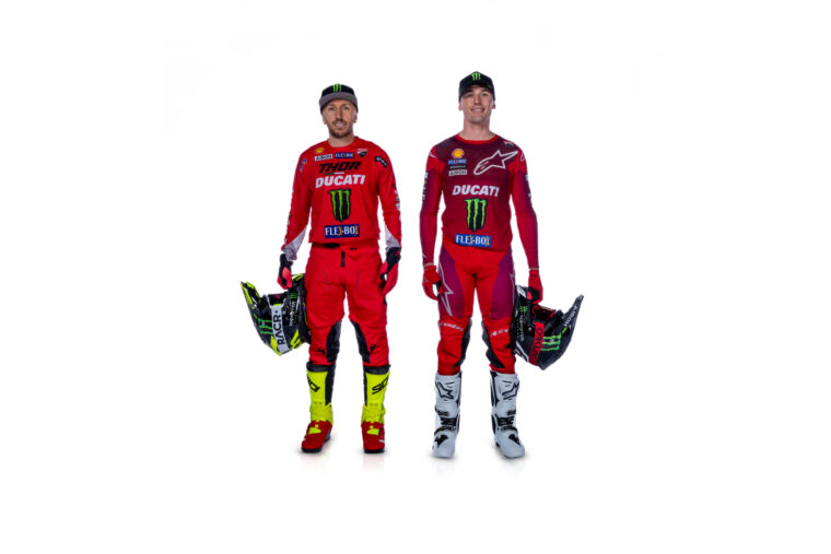 Ducati-Desmo450-MX-2024-Factory-Cairoli-Lupino (22)