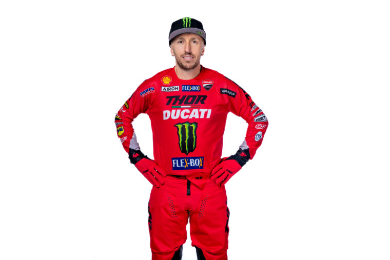 Ducati-Desmo450-MX-2024-Factory-Cairoli-Lupino (26)