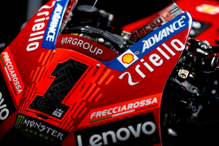 Ducati-Lenovo-Team-MotoGP-2024-Desmosedici-GP24-Bagnaia-Bastianini (3)