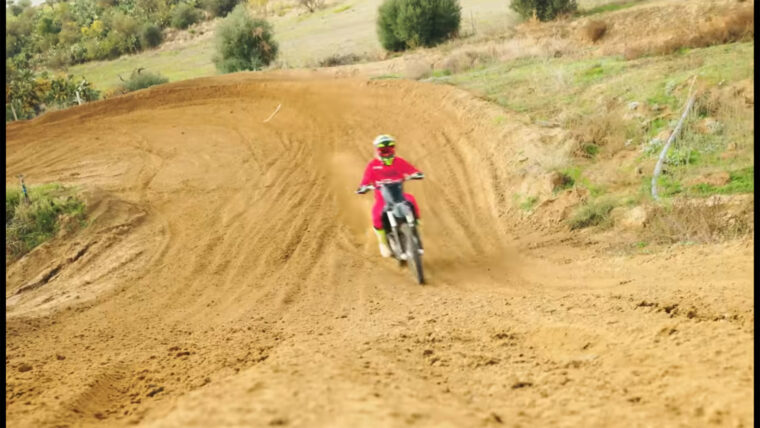 Ducati-motocross-teaser-1