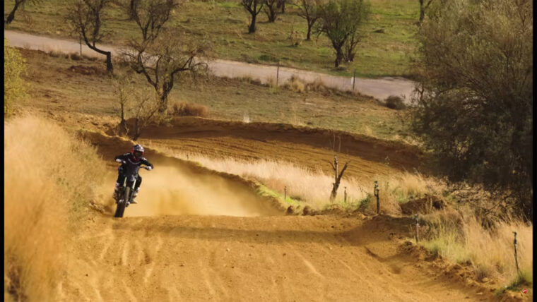 Ducati-motocross-teaser-7