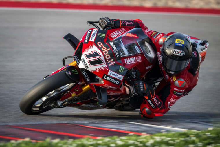 Ducati-test-portimao-bulega-bautista (2)
