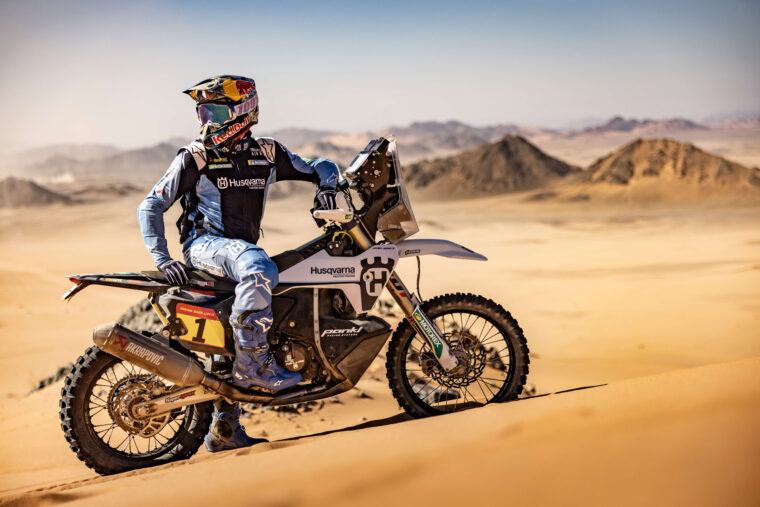 Husqvarna-Factory-Racing-Rally-Dakar-2024-Luciano-Benavides (14)