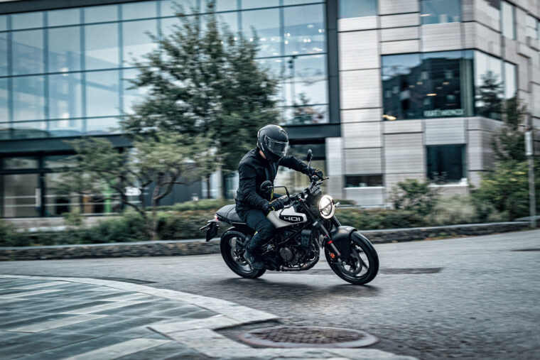 Husqvarna-Vitpilen-401-2024- - 14