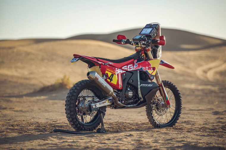 Red-Bull-GasGas-Rally-Dakar-2024 (12)