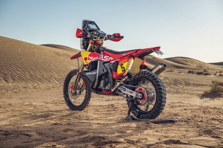 Red-Bull-GasGas-Rally-Dakar-2024 (3)