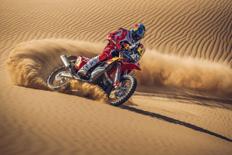 Red-Bull-GasGas-Rally-Dakar-2024-Sam-Sunderland (10)