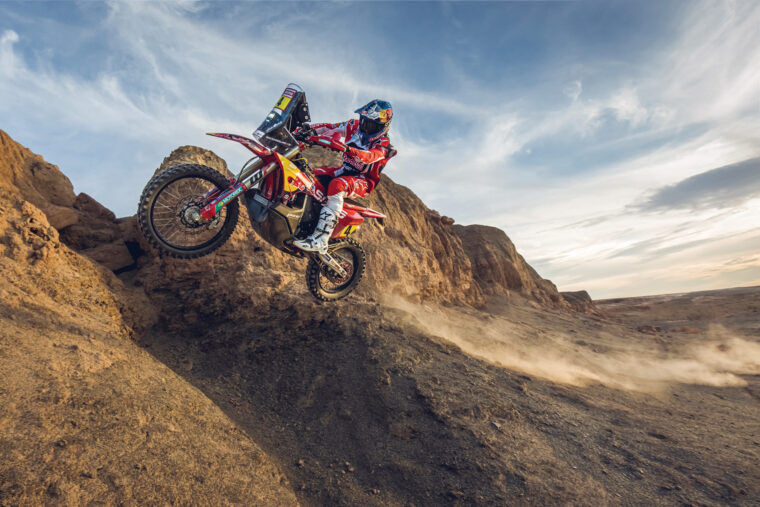 Red-Bull-GasGas-Rally-Dakar-2024-Sam-Sunderland (5)