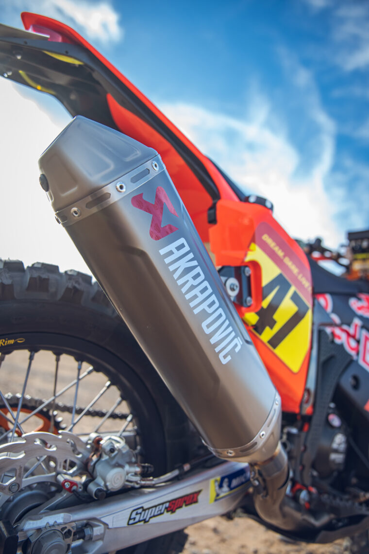 Red-Bull-KTM-Rally-Dakar-2024 (8)