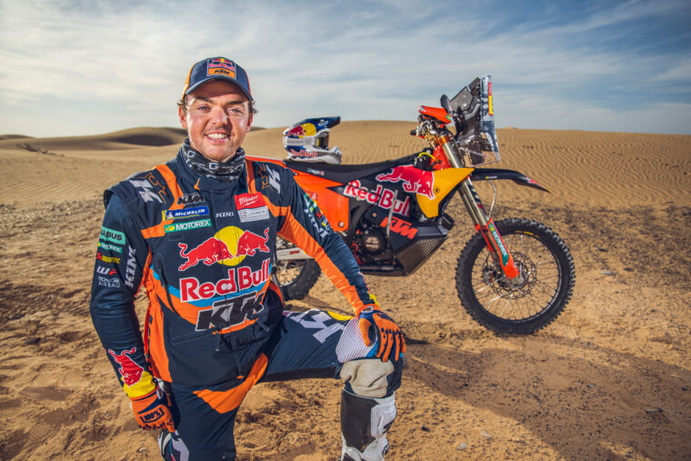 Red-Bull-KTM-Rally-Dakar-2024-Matthias-Walkner (6)