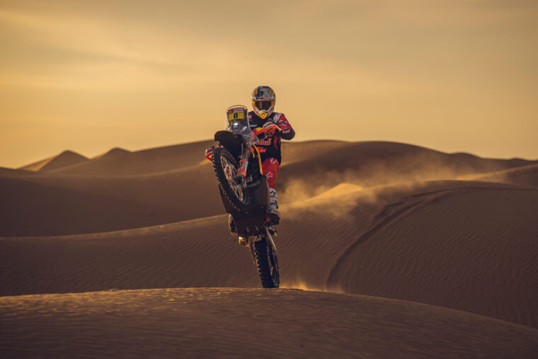 Red-Bull-KTM-Rally-Dakar-2024-Toby-Price (1)