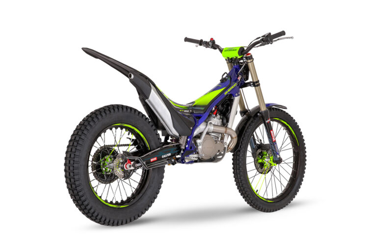 Sherco-300-ST-F-Factory-2024-estudio1