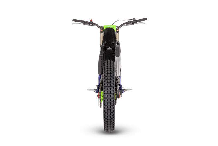 Sherco-300-ST-F-Factory-2024-estudio2