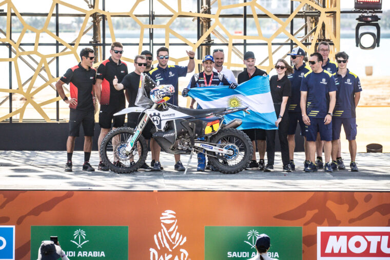 fotos-rally-dakar-2024-celebracion-podio (8)