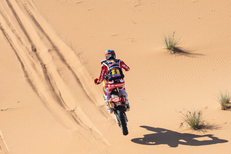 fotos-rally-dakar-2024-etapa-6A-48h-chrono-stage (3)